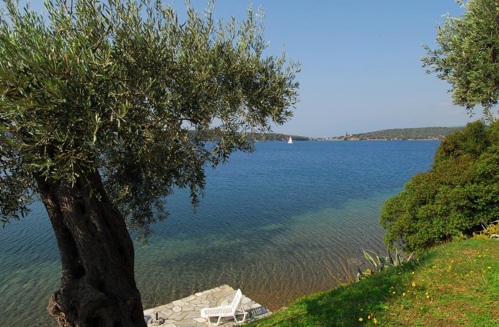 Saint Andrews Bay Βίλα Μηλιά Δωμάτιο φωτογραφία